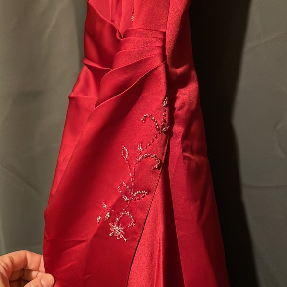 Alexia Designs - 2114 Bead Embellished V-Neck A-Line Dress size 6 Red - Picture 6 of 8